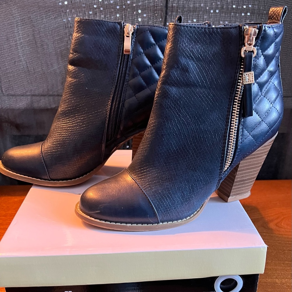 Bella Marie Navy Boots